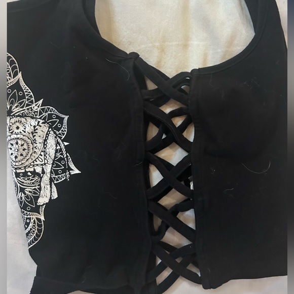 💫Y2K Women’s Black Tank-Top with Elephant Print / shines under black lights - Picture 4 of 6